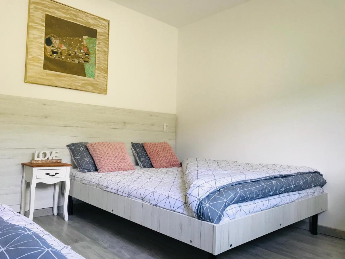 Motel Casa Ryana Self Check-In Gilău Exteriér fotografie
